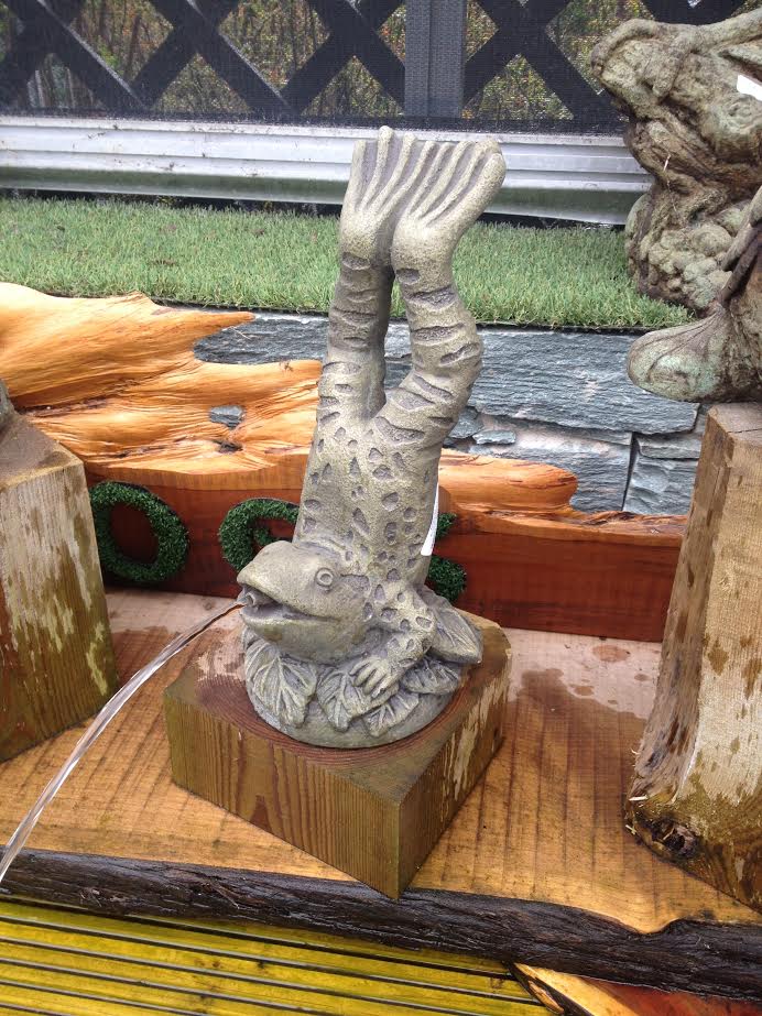 Handstand Frog Plumbed Pond Spitters Water Features Windy Ridge